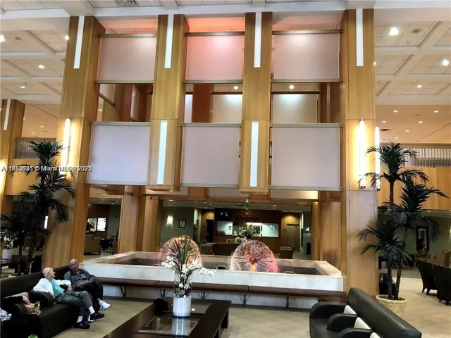 $1,350 | Century Village West, Boca Raton, FL 33434