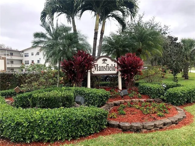 $1,350 | Century Village West, Boca Raton, FL 33434