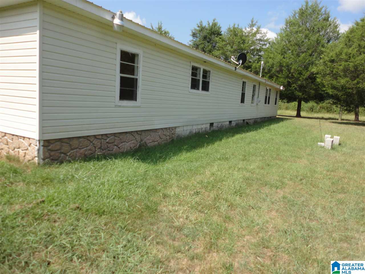 1415 Pleasant Valley Road Gallant, AL 35972 - Photo 3 of 25