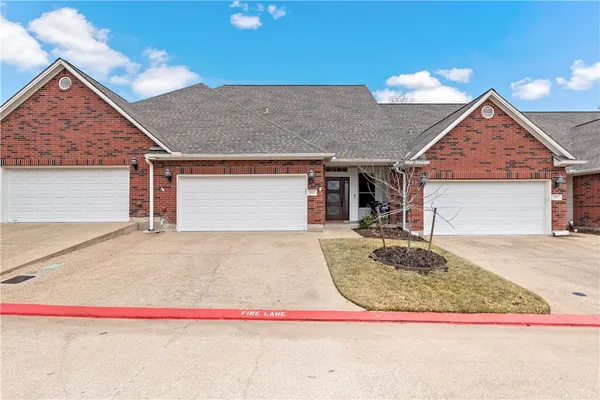 $2,250 | 1615 Culture Lane, College Station, TX 77845