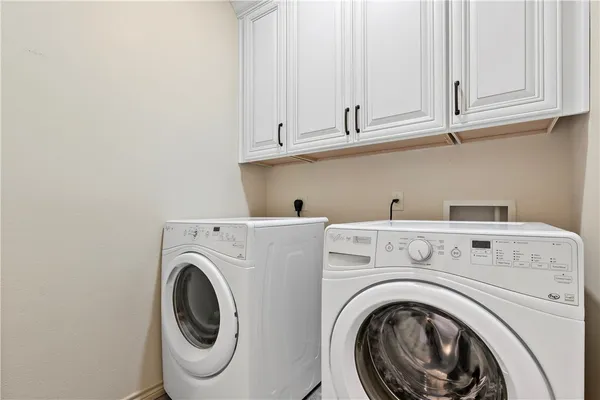 $2,250 | 1615 Culture Lane, College Station, TX 77845