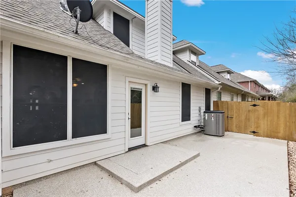 $2,250 | 1615 Culture Lane, College Station, TX 77845