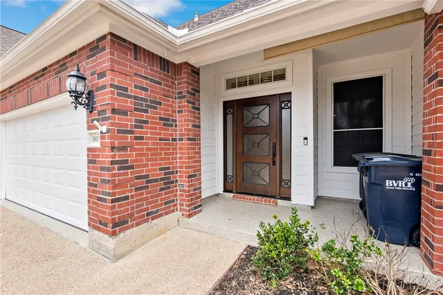 $2,500 | 1615 Culture Lane, College Station, TX 77845