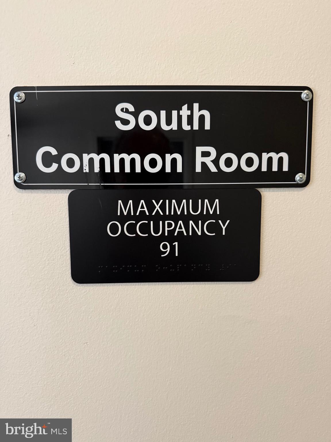1311 Delaware Avenue Southwest, Unit S540 Washington, DC 20024 - Photo 7 of 17 a view of a street sign