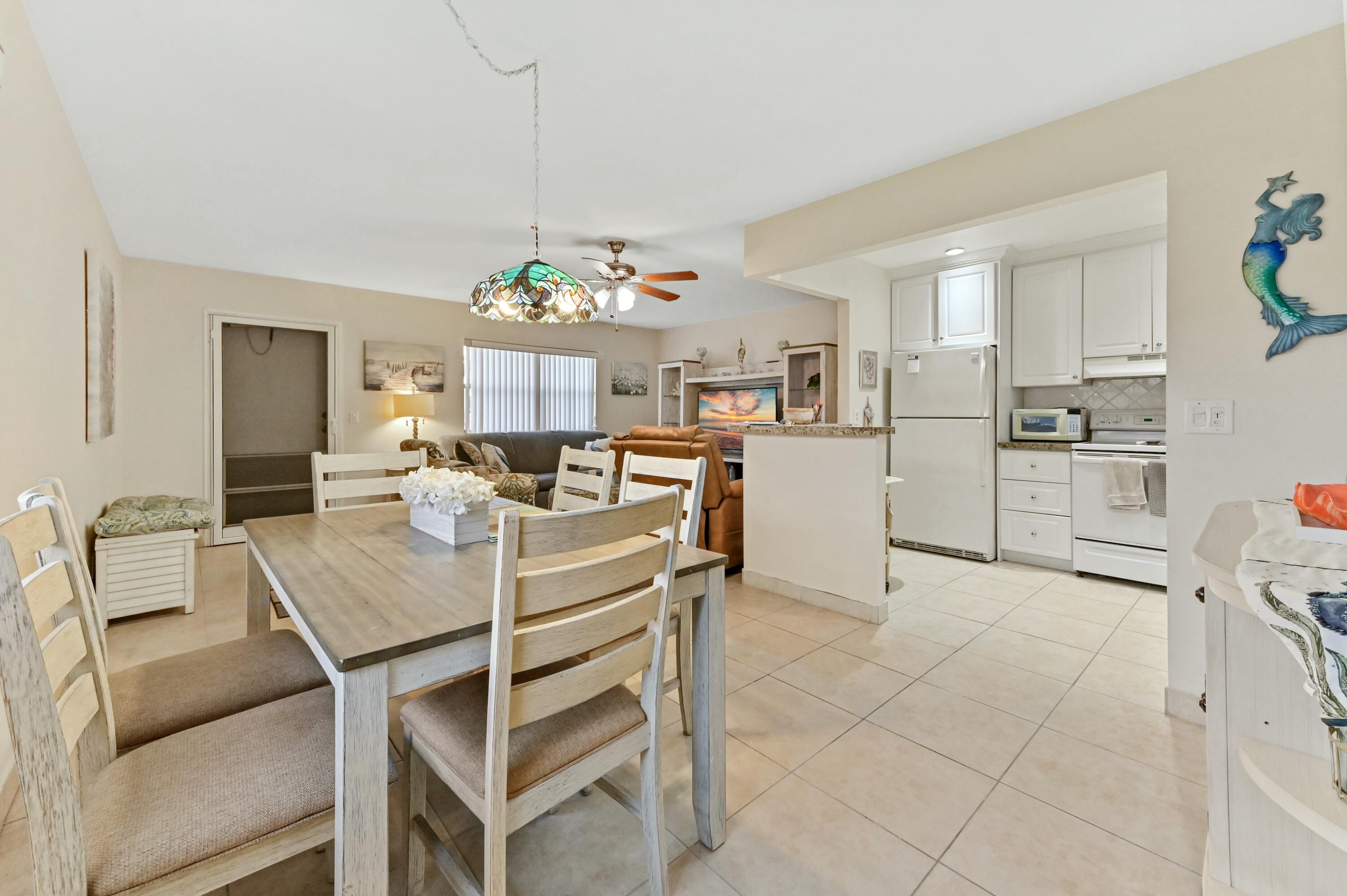 91 Waterford D Delray Beach, FL 33446 - Photo 10 of 37 tempImage9WJonM