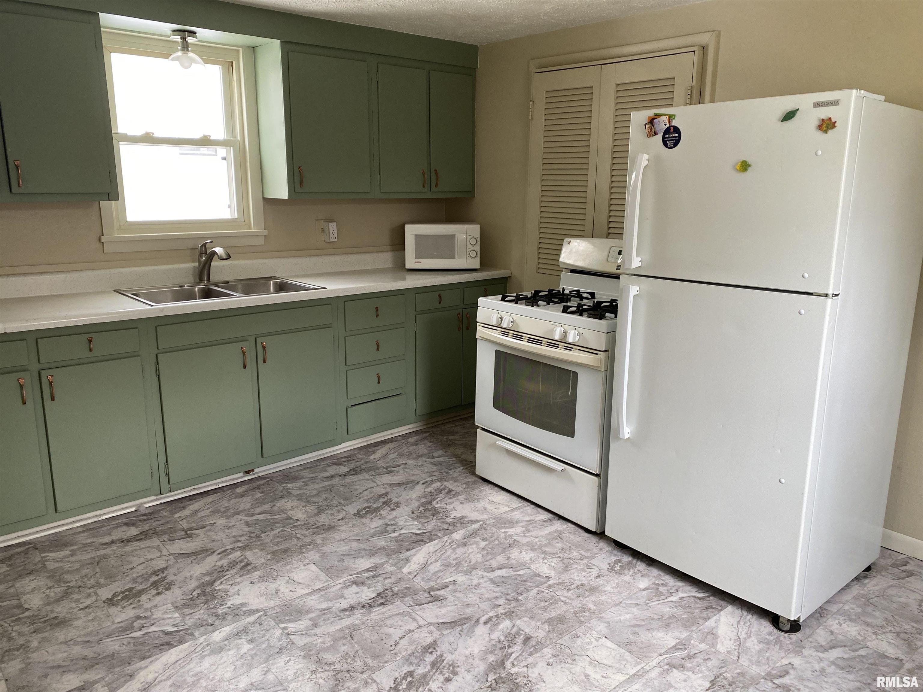 504 Williams Street Springfield, IL 62704 - Photo 11 of 19