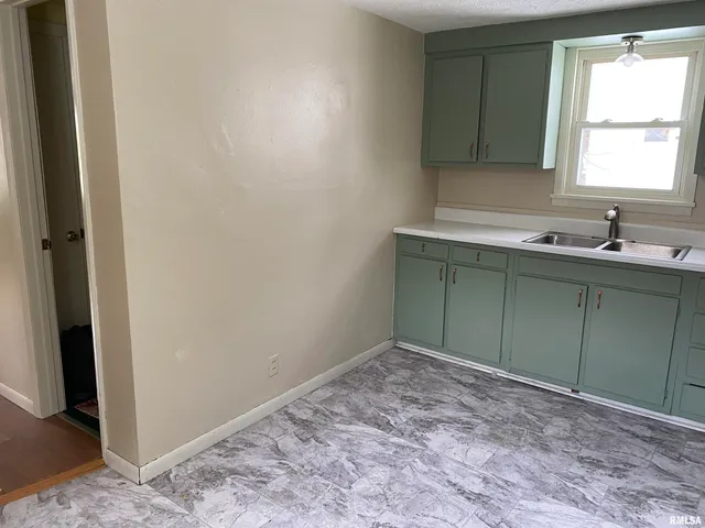 $77,900 | 504 Williams Street, Springfield, IL 62704