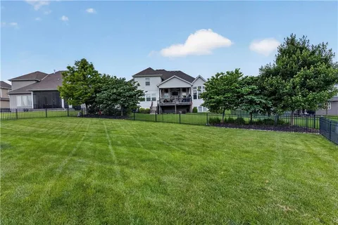 $750,000 | 12000 West 184th Street, Overland Park, KS 66013
