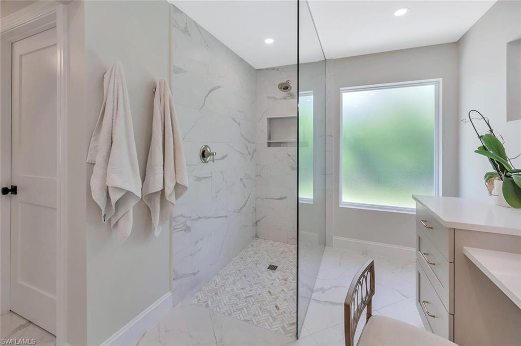 1925 Tarpon Road Naples, FL 34102 - Photo 25 of 41 Primary Bathroom