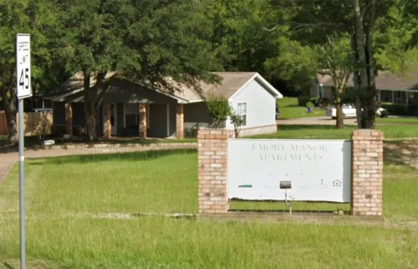 $650 | 389 South Texas Street, Emory, TX 75440
