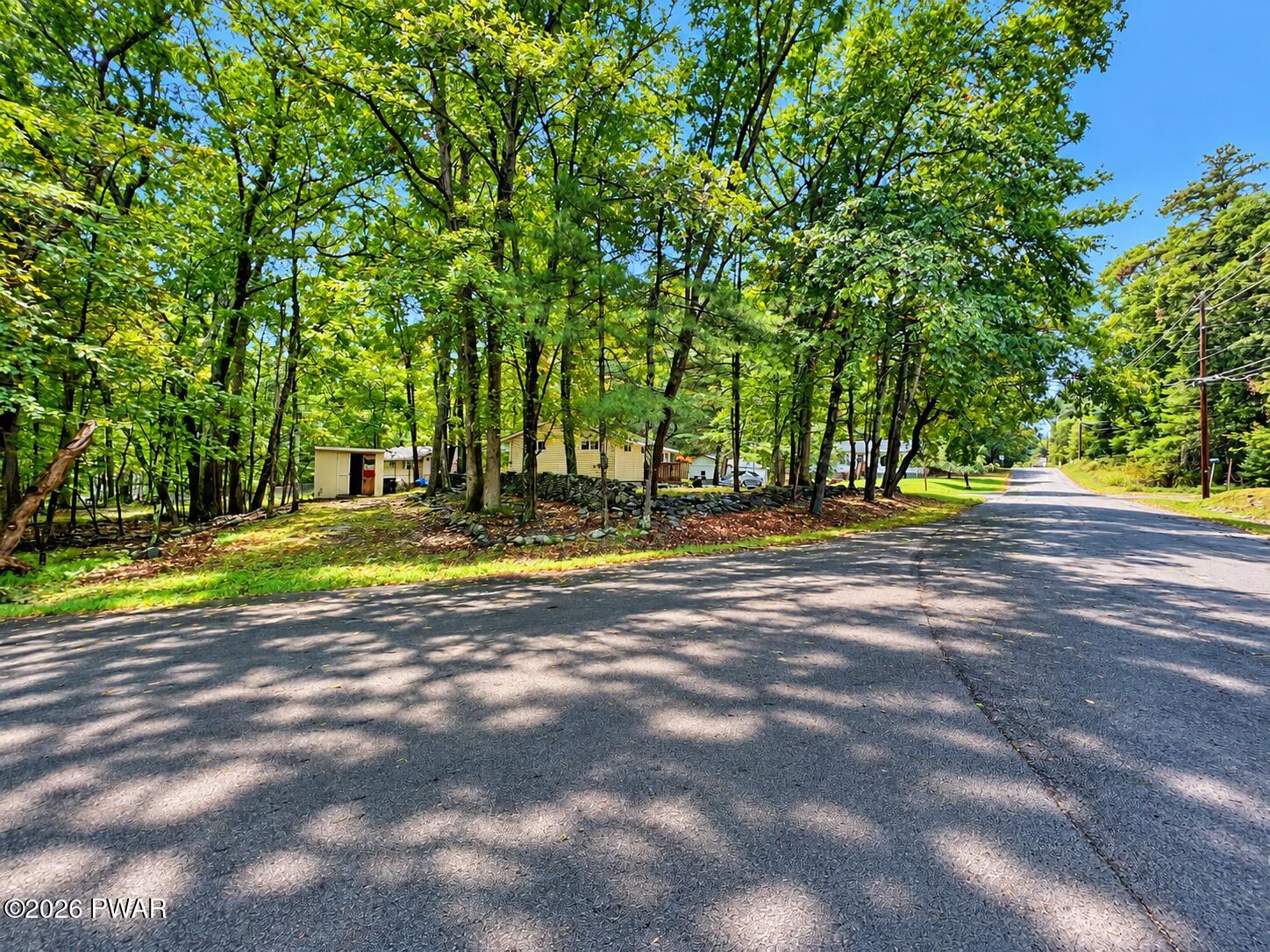 116 Beech Road Dingmans Ferry, PA 18328 - Photo 6 of 29 Gallery Image 6