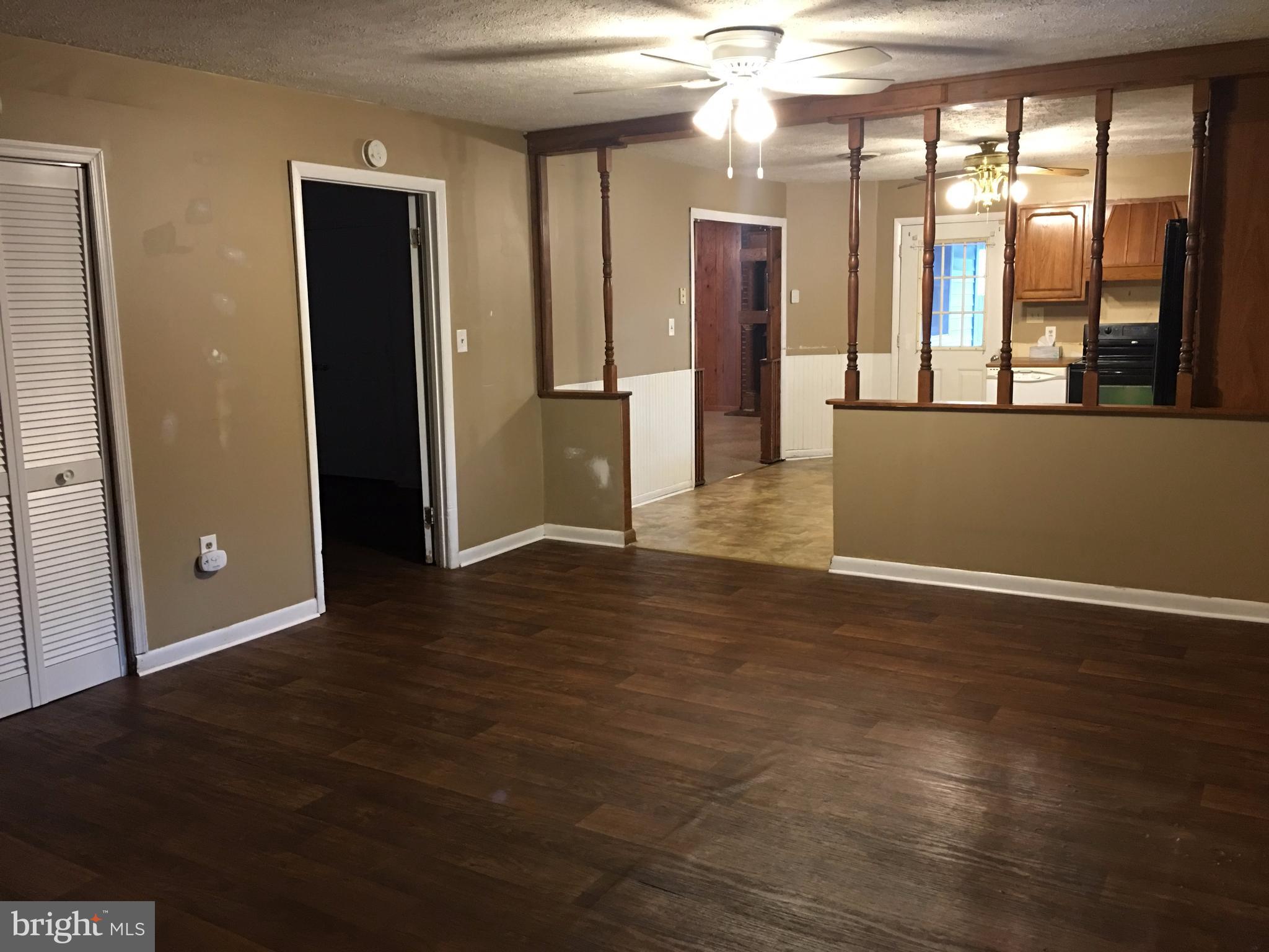8429 Garland Road Pasadena, MD 21122 - Photo 14 of 32 Gallery Image 14