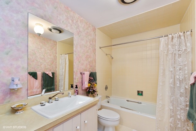 781 West Dresser Road DeKalb, IL 60115 - Photo 29 of 35