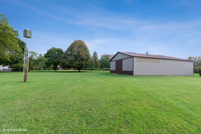 781 West Dresser Road DeKalb, IL 60115 - Photo 7 of 35