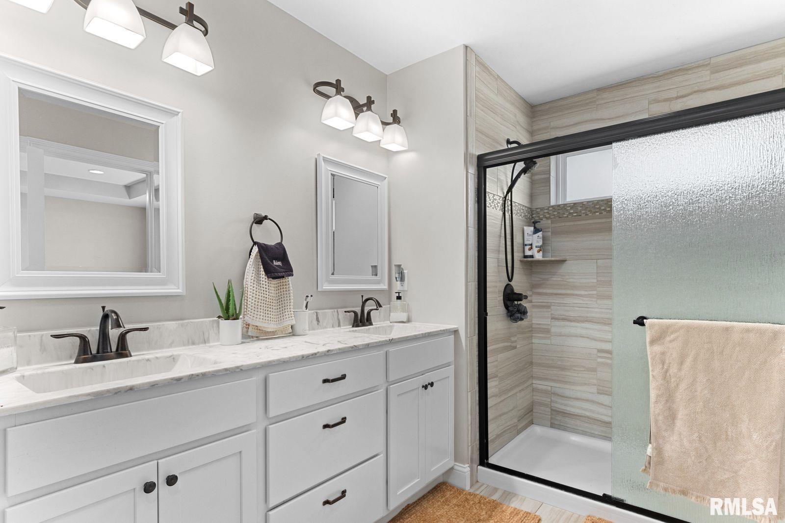 100 Presley Street Chillicothe, IL 61523 - Photo 19 of 37