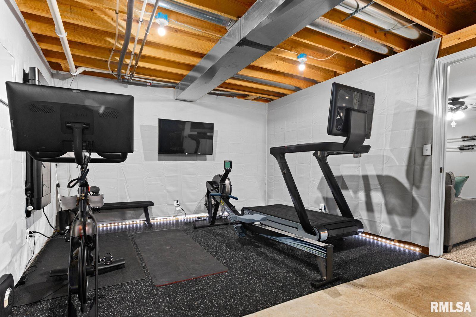 100 Presley Street Chillicothe, IL 61523 - Photo 34 of 37