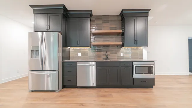 $1,029,999 | 161 North Winterberry Drive, Valparaiso, IN 46385