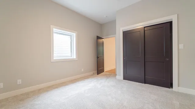 $1,029,999 | 161 North Winterberry Drive, Valparaiso, IN 46385