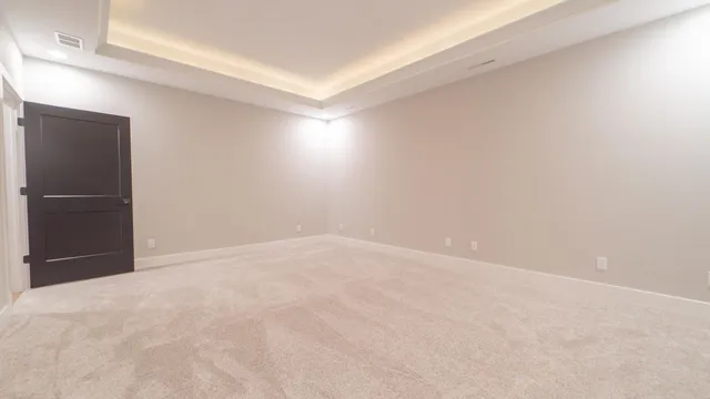 $1,029,999 | 161 North Winterberry Drive, Valparaiso, IN 46385