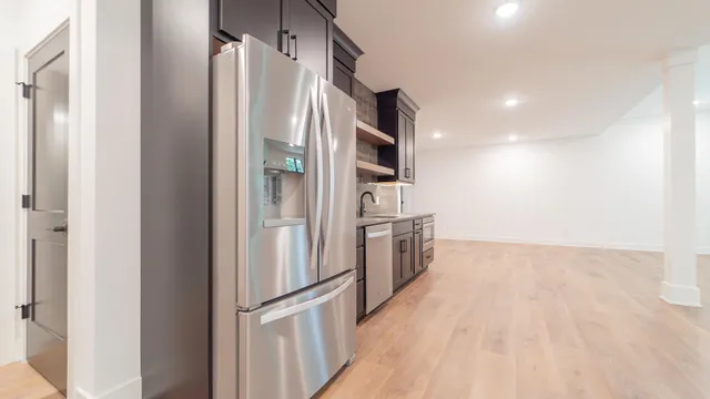 $1,029,999 | 161 North Winterberry Drive, Valparaiso, IN 46385