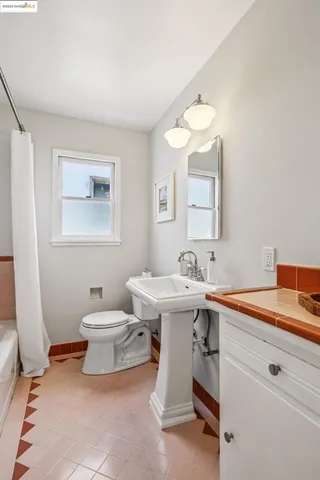 $1,095,000 | 1635 Ocean View Avenue, Kensington, CA 94707