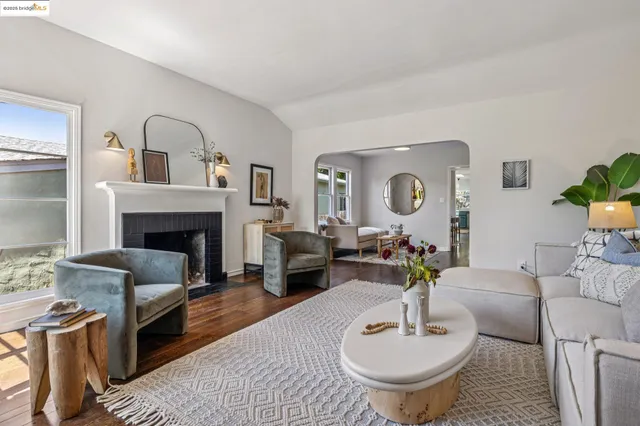 $1,095,000 | 1635 Ocean View Avenue, Kensington, CA 94707