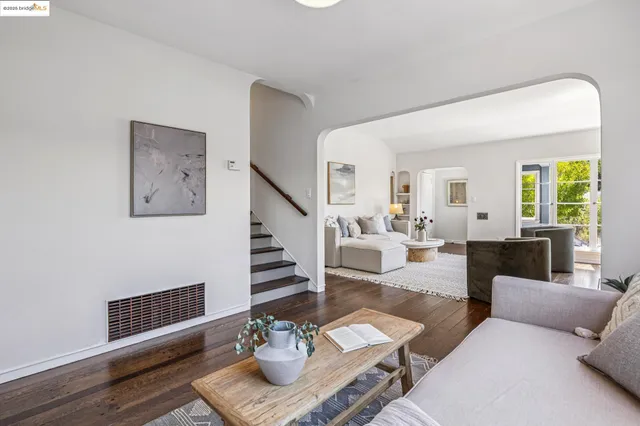 $1,095,000 | 1635 Ocean View Avenue, Kensington, CA 94707