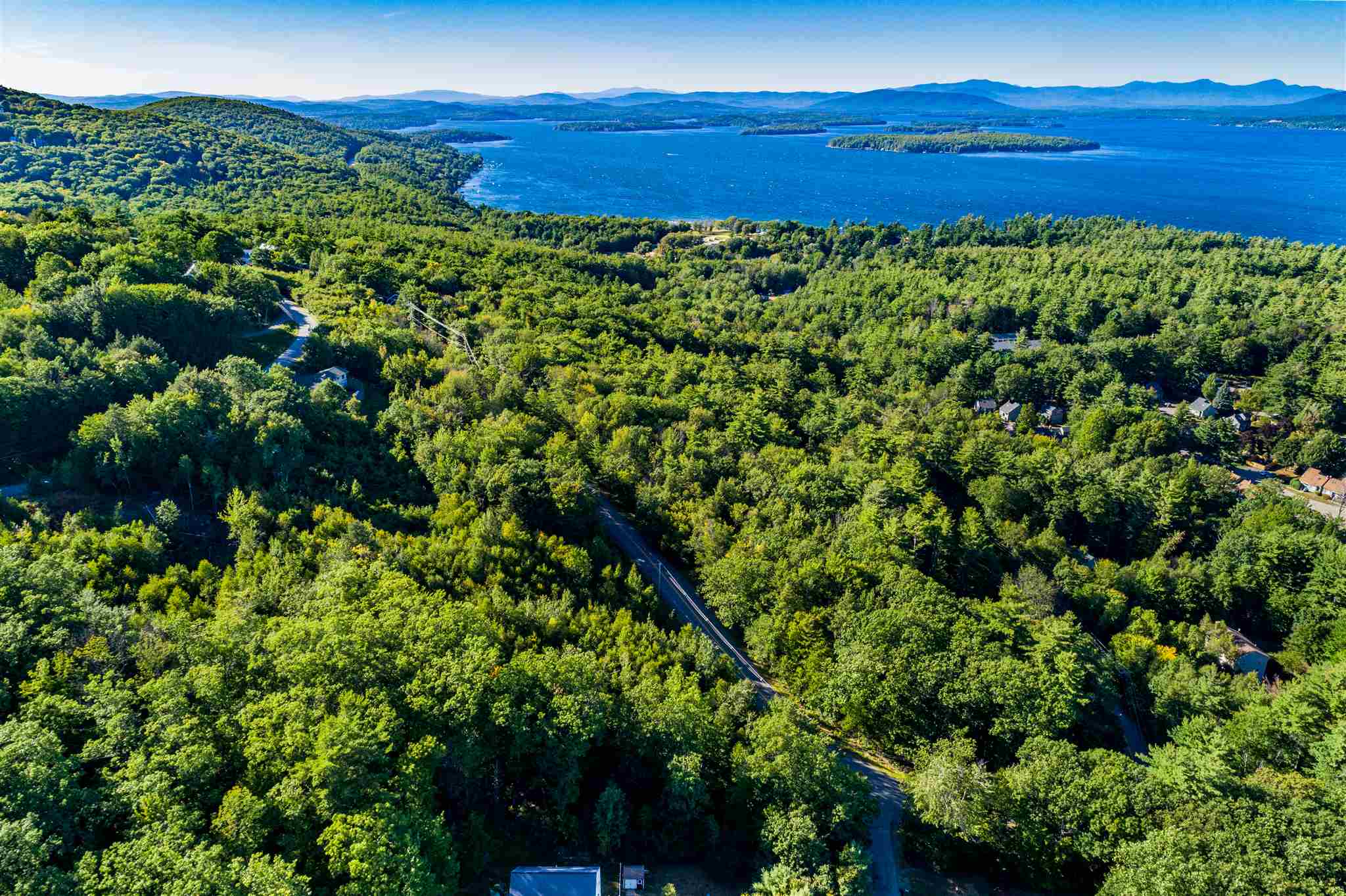 86 Cumberland Road Gilford, NH 03249 - Photo 3 of 9