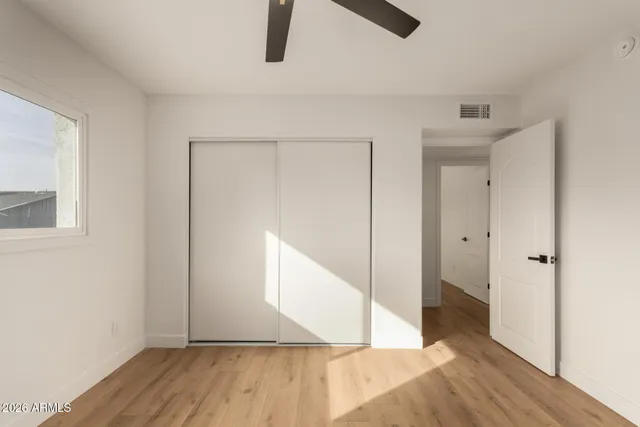 $3,995 | 516 East Greenway Drive, Tempe, AZ 85282