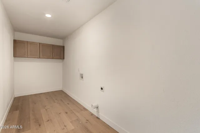 $3,995 | 516 East Greenway Drive, Tempe, AZ 85282