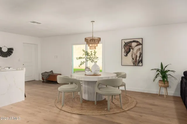 $3,995 | 516 East Greenway Drive, Tempe, AZ 85282