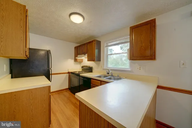 $2,400 | 8334 Mary Lee Lane, Laurel, MD 20723