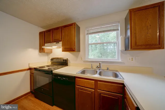 $2,400 | 8334 Mary Lee Lane, Laurel, MD 20723