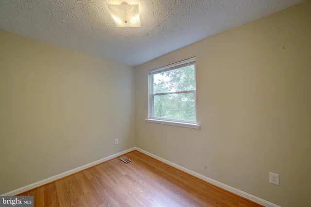 $2,400 | 8334 Mary Lee Lane, Laurel, MD 20723