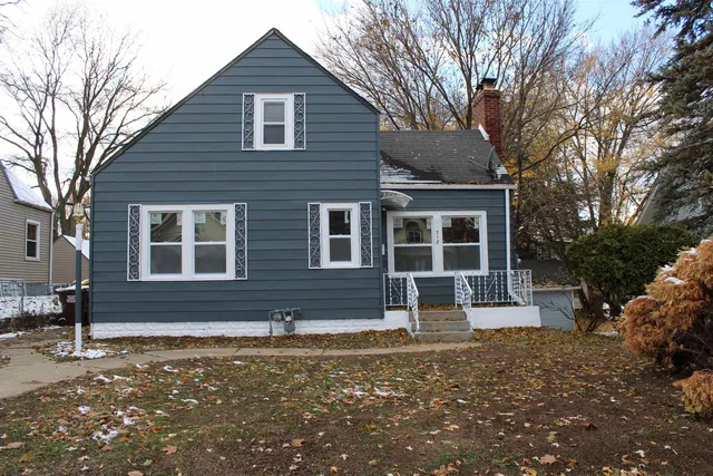 $134,900 | 718 North Central Avenue, Rockford, IL 61101