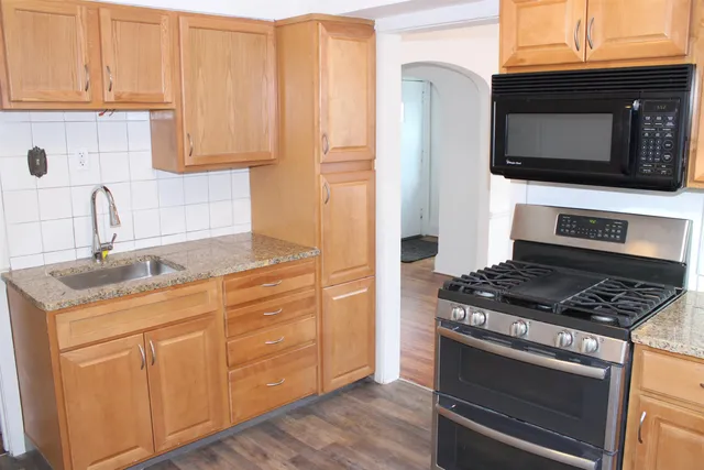 $134,900 | 718 North Central Avenue, Rockford, IL 61101