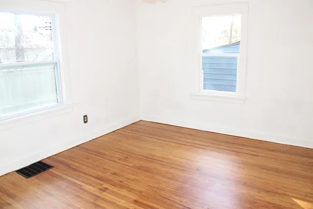 $134,900 | 718 North Central Avenue, Rockford, IL 61101