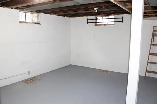 $134,900 | 718 North Central Avenue, Rockford, IL 61101