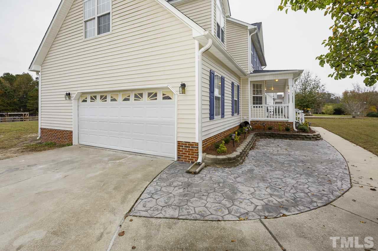 76 Line Drive Raleigh, NC 27603 - Photo 3 of 25 Gallery Image 3