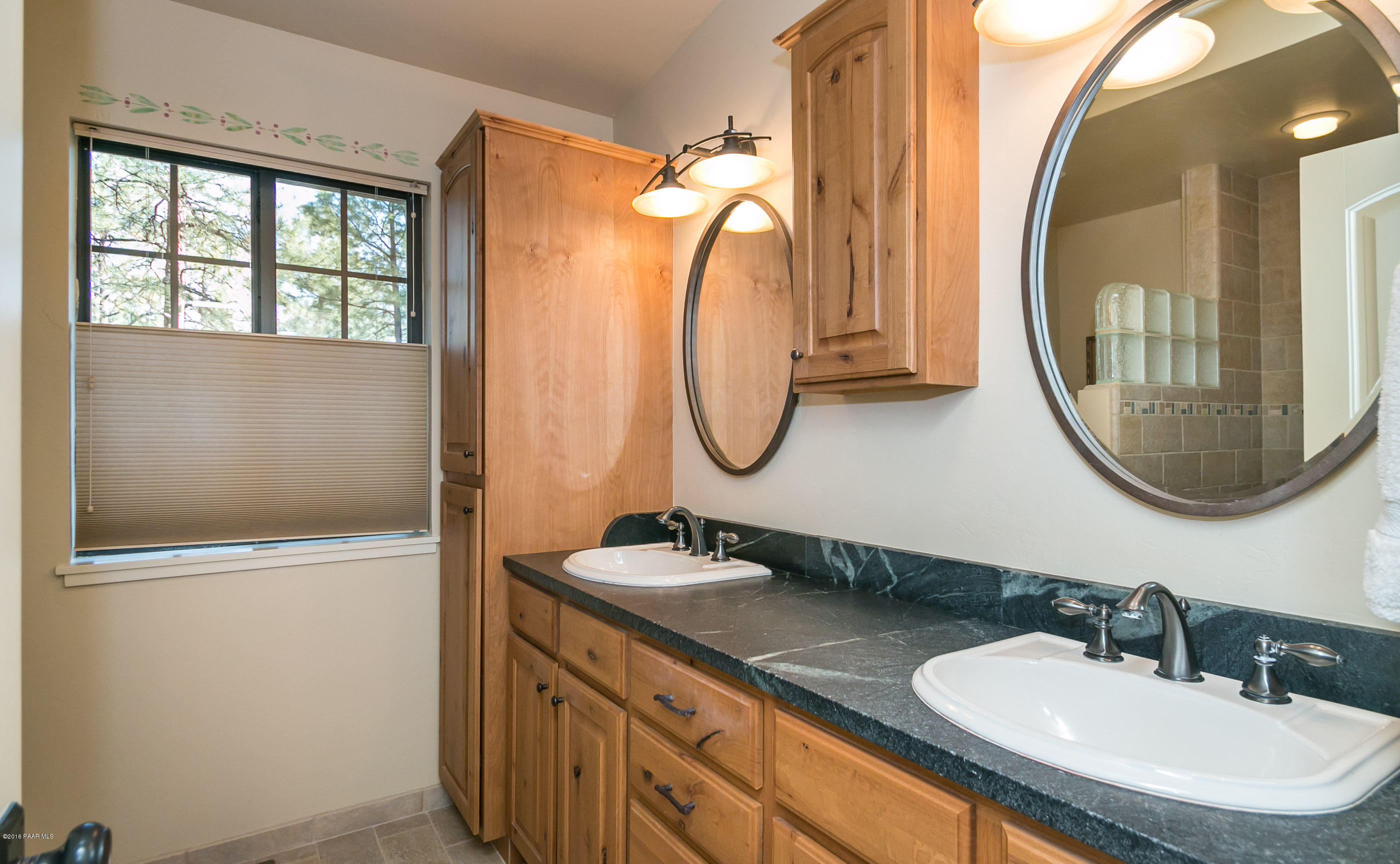 1127 East Timber Ridge Road Prescott, AZ 86303 - Photo 13 of 46 014_Master Bath