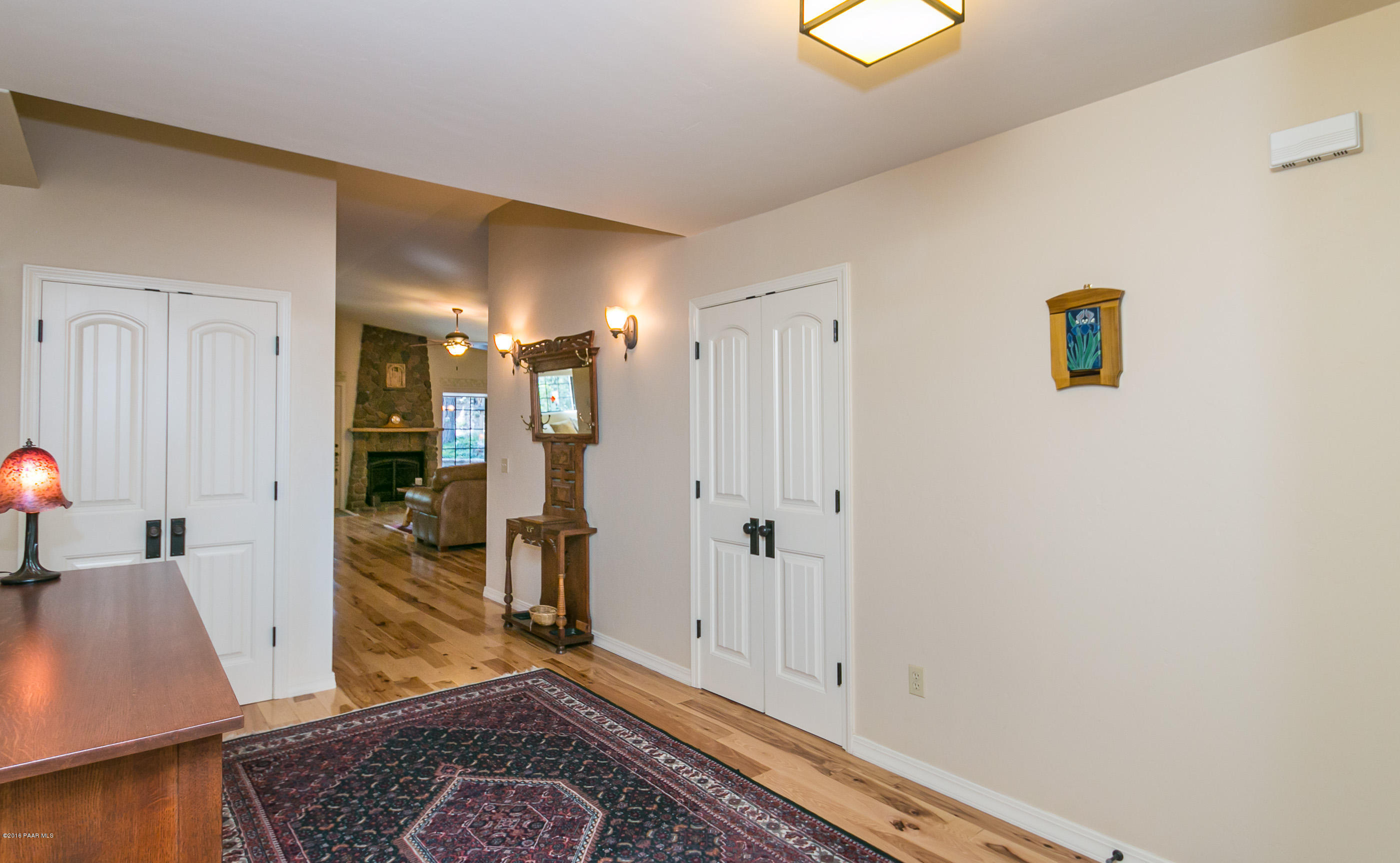1127 East Timber Ridge Road Prescott, AZ 86303 - Photo 4 of 46 004_Foyer