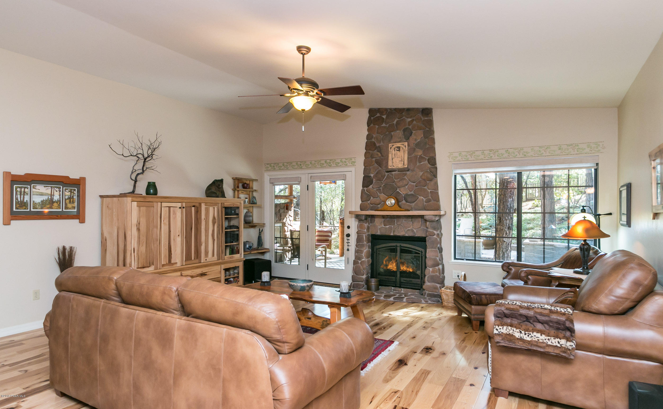 1127 East Timber Ridge Road Prescott, AZ 86303 - Photo 7 of 46 007_Great Room