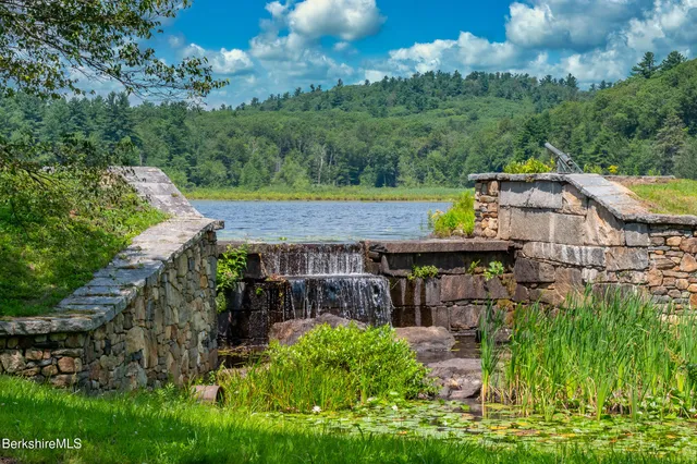 $4,500,000 | 19 Roberts Road, Sandisfield, MA 01255