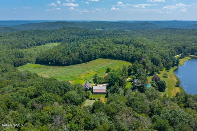 $4,500,000 | 19 Roberts Road, Sandisfield, MA 01255