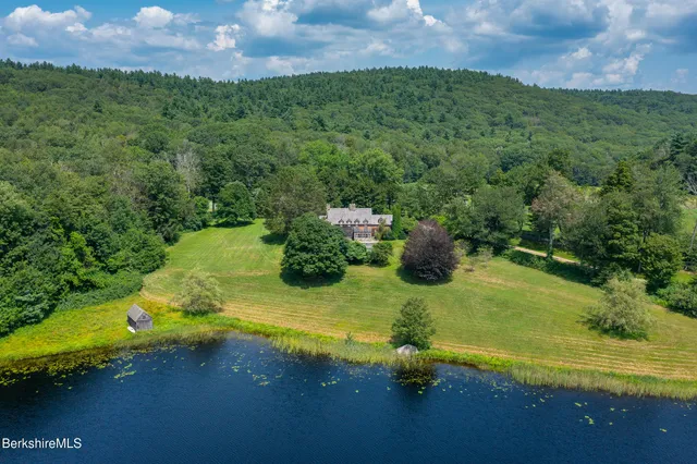 $4,500,000 | 19 Roberts Road, Sandisfield, MA 01255