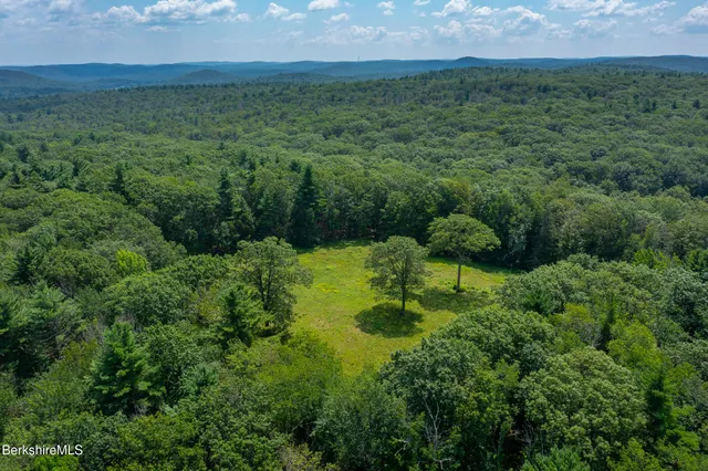 $4,500,000 | 19 Roberts Road, Sandisfield, MA 01255