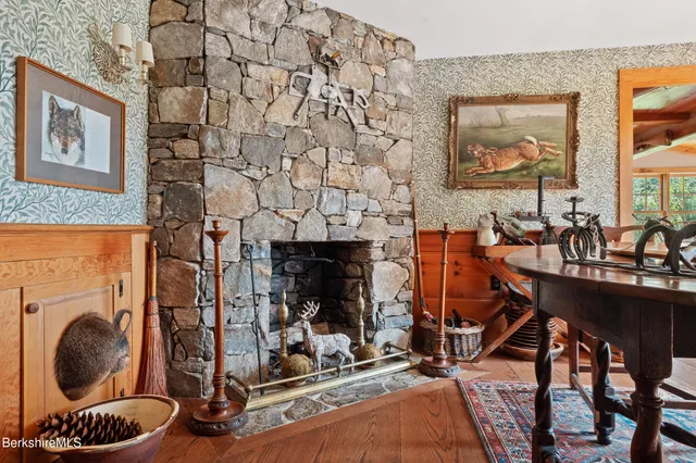 $4,500,000 | 19 Roberts Road, Sandisfield, MA 01255