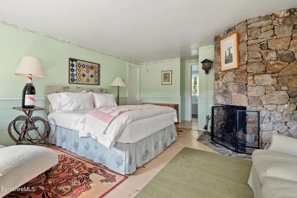 $4,500,000 | 19 Roberts Road, Sandisfield, MA 01255