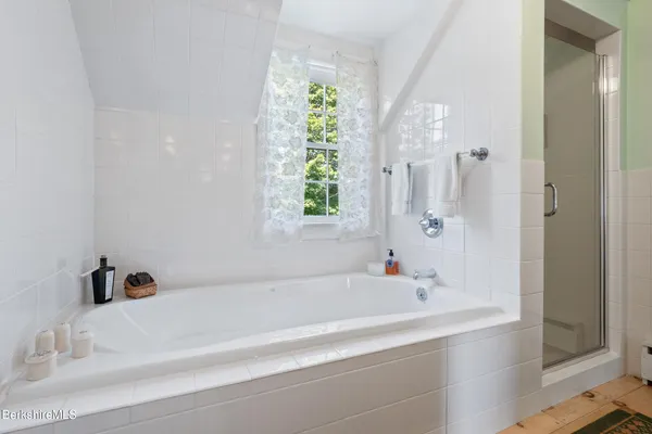 $4,500,000 | 19 Roberts Road, Sandisfield, MA 01255