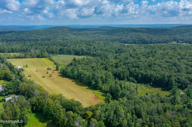 $4,500,000 | 19 Roberts Road, Sandisfield, MA 01255